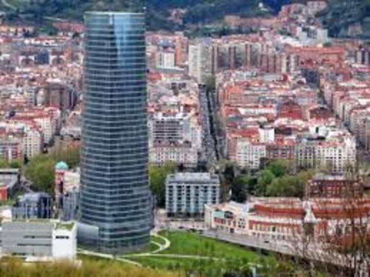 Apartamento Con Garaje Opcional Con 2 Banos Cerca Ayuntamiento Apartment บิลเบา ภายนอก รูปภาพ